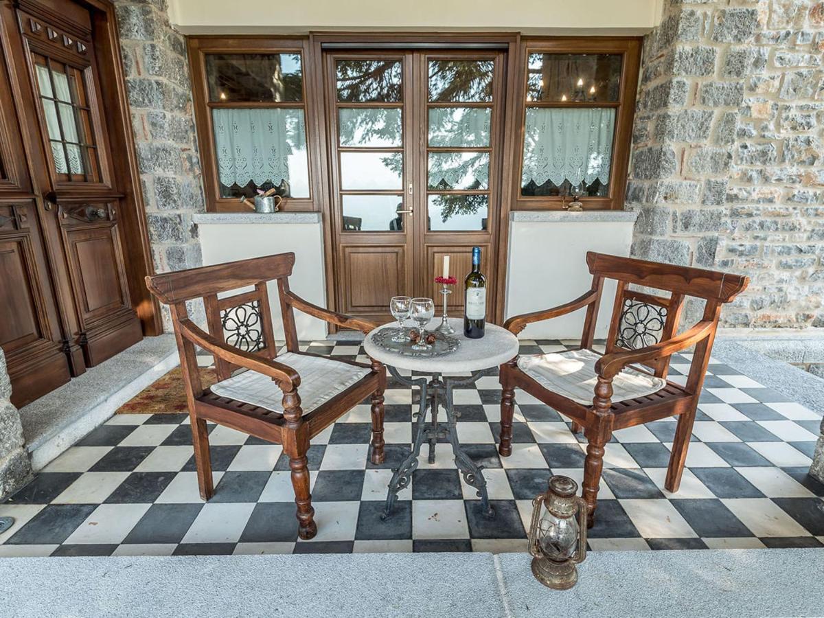 Villa Mylonas Ano Polidhrosos Exteriör bild